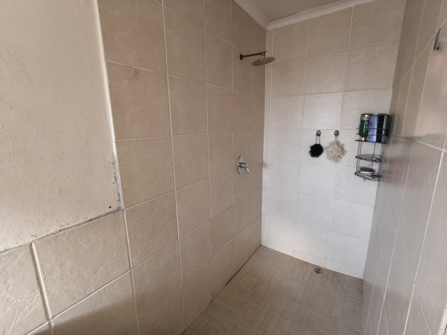 4 Bedroom Property for Sale in Oos Einde North West